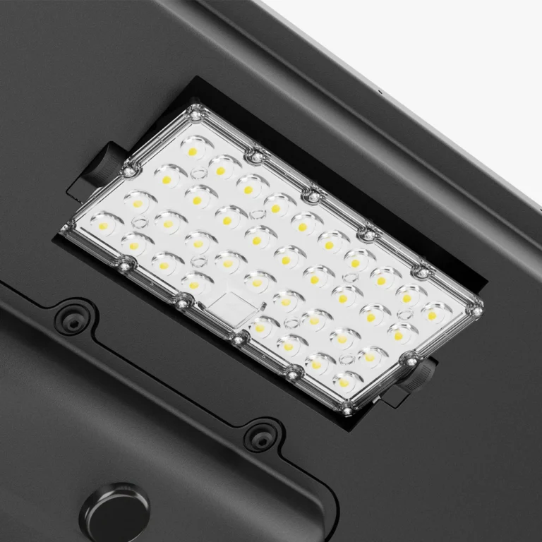 heavy-duty-solar-street-light-with-high-efficiency-LED-module